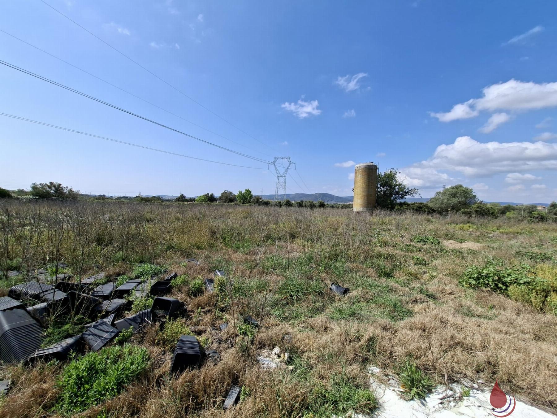 Venta de terreno en Santa Oliva