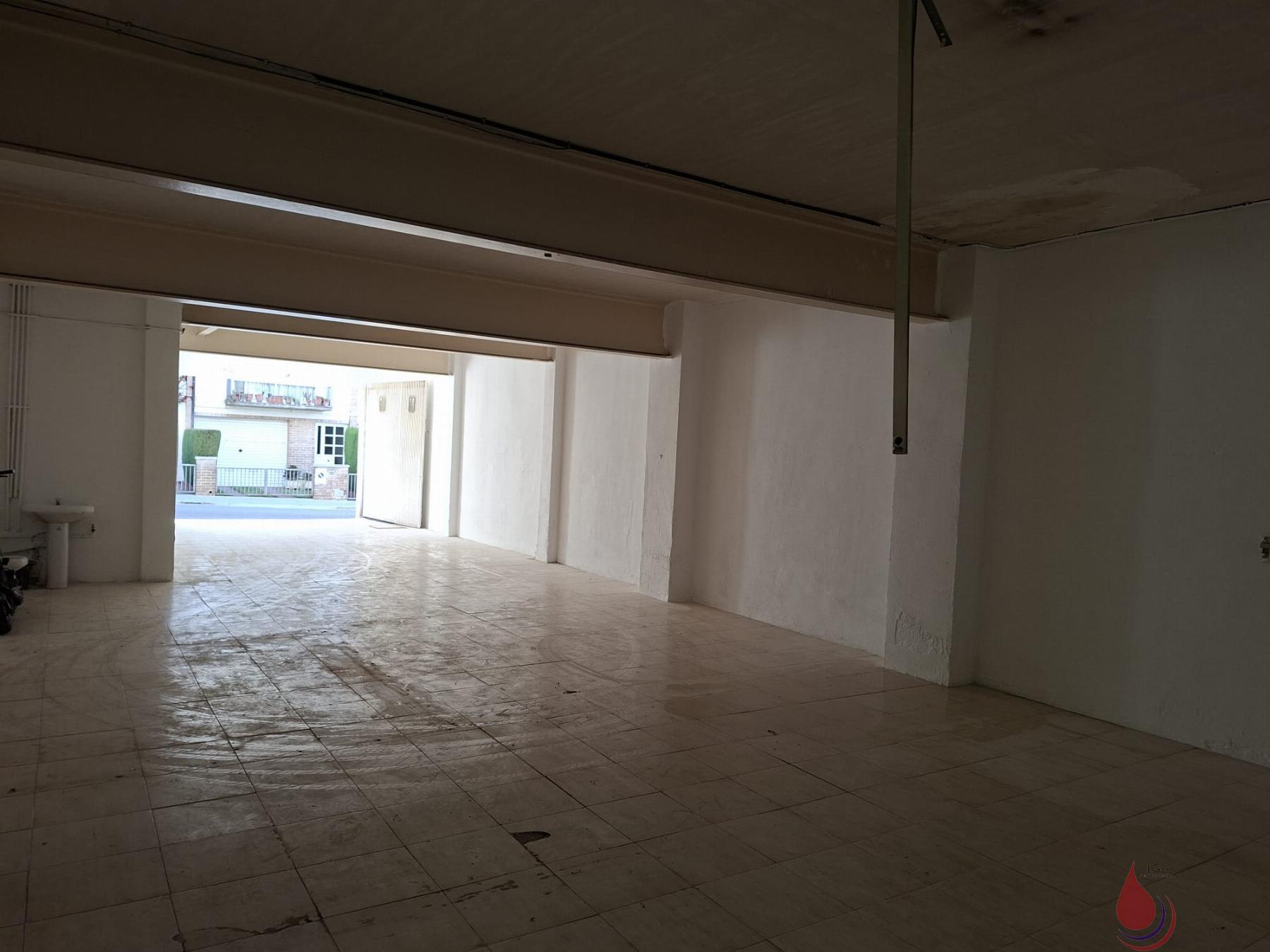 Venta de local en El Vendrell