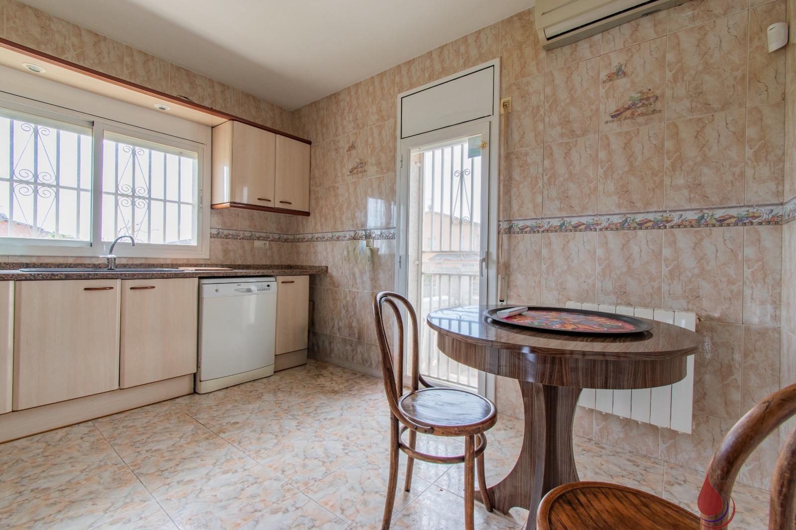 Venta de chalet en Albinyana