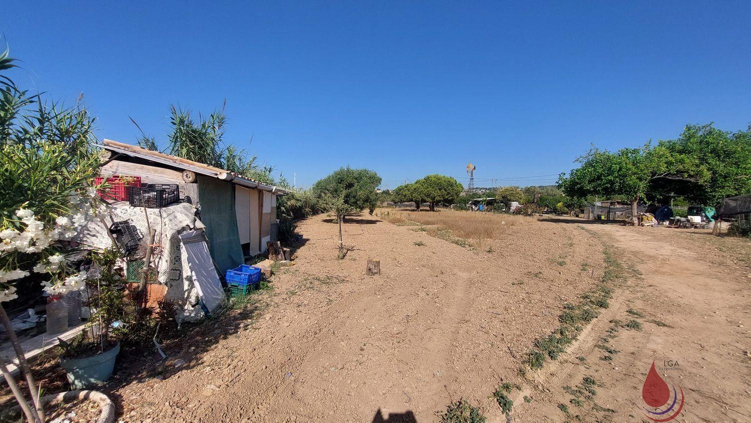 Venta de terreno en Coma - Ruga