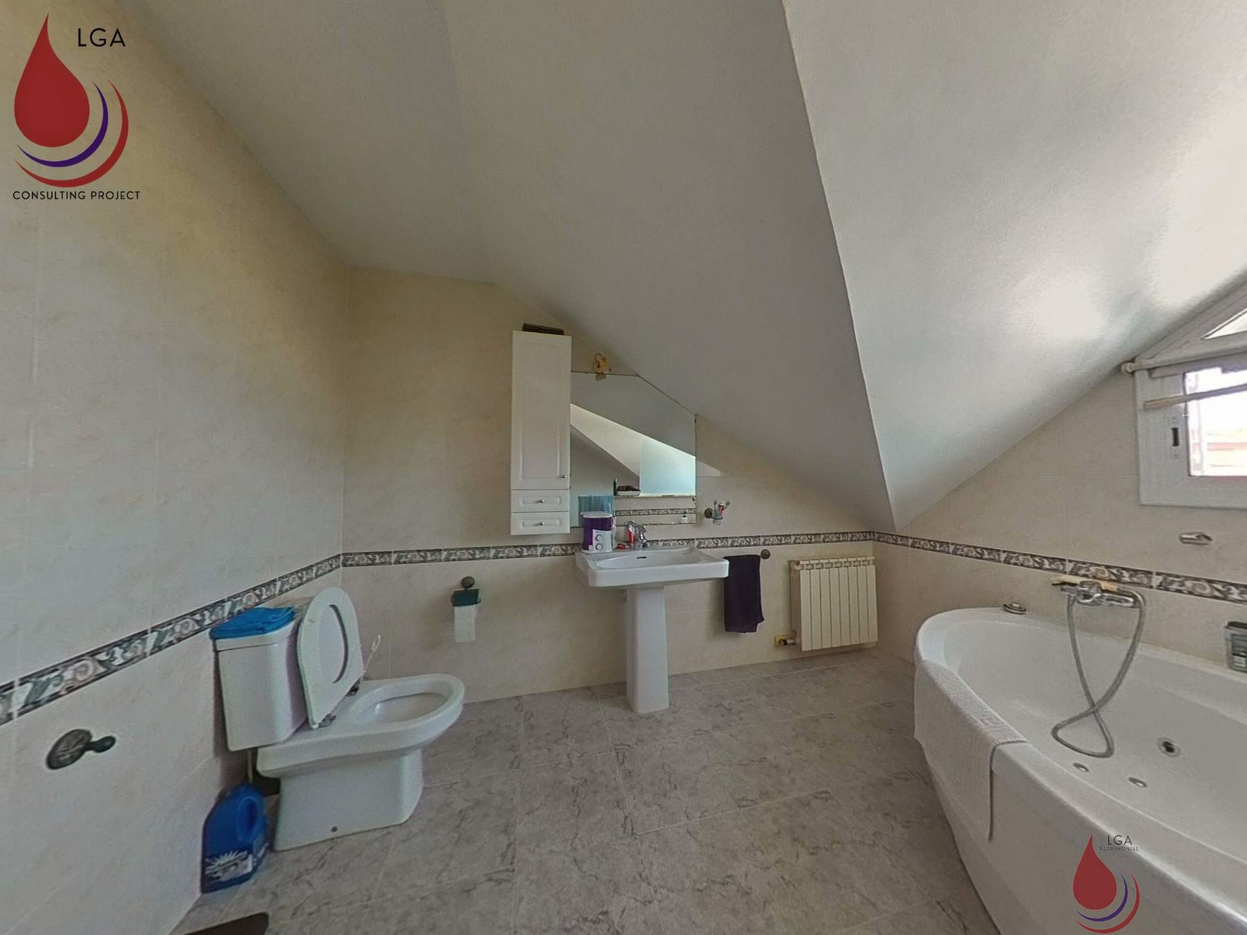 Venta de chalet en Coma - Ruga