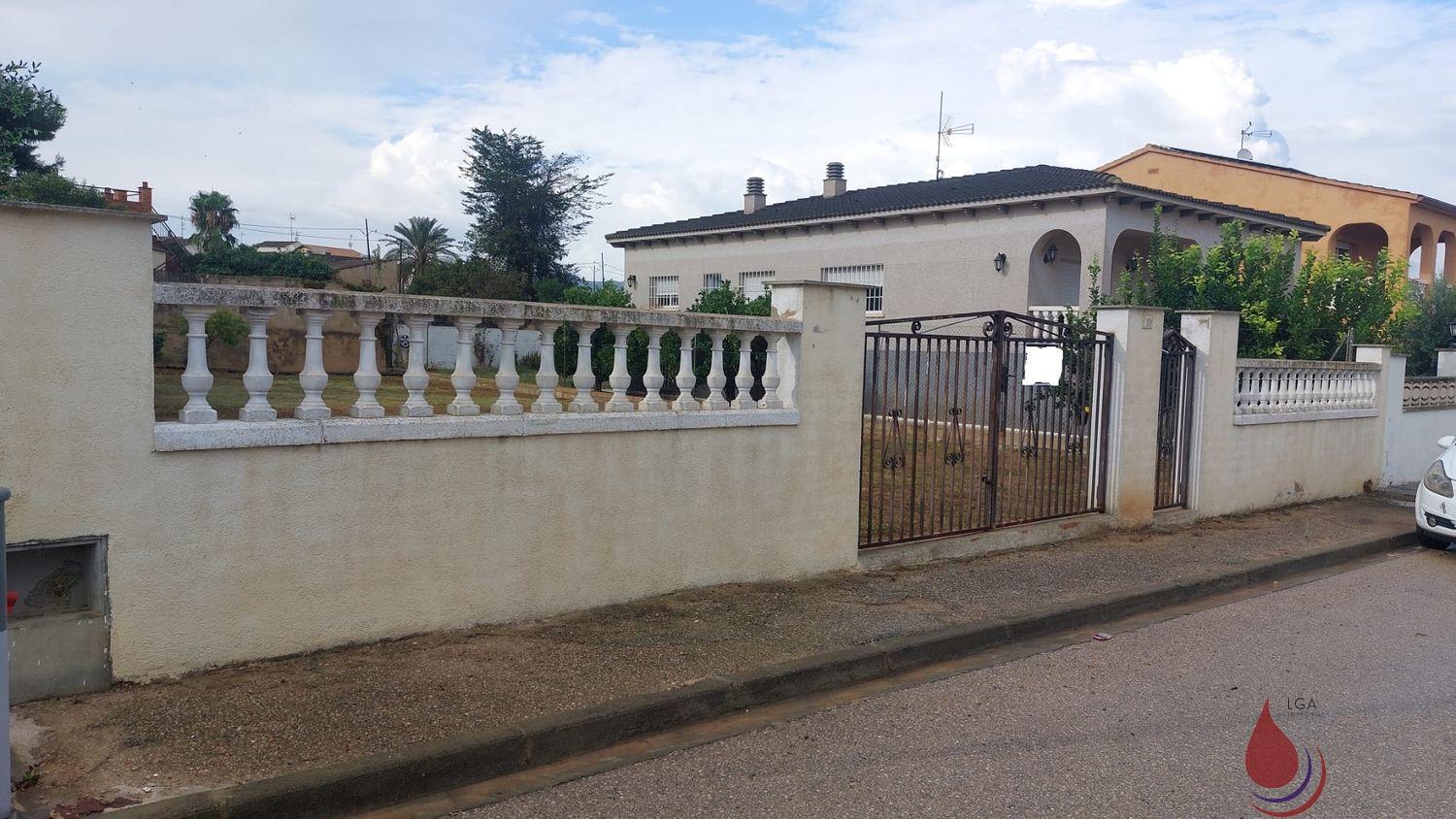 Venta de terreno en Albinyana