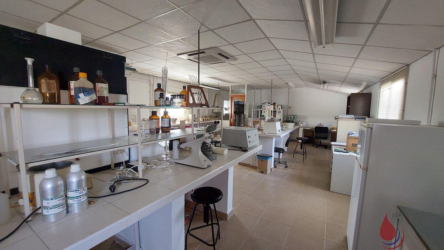 Venta de local en La Bisbal del Penedès