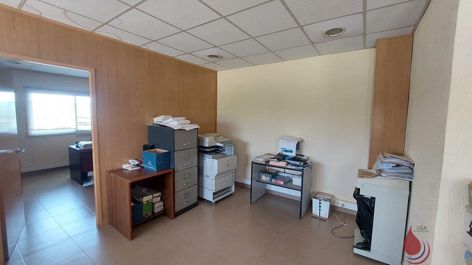 Venta de local en La Bisbal del Penedès