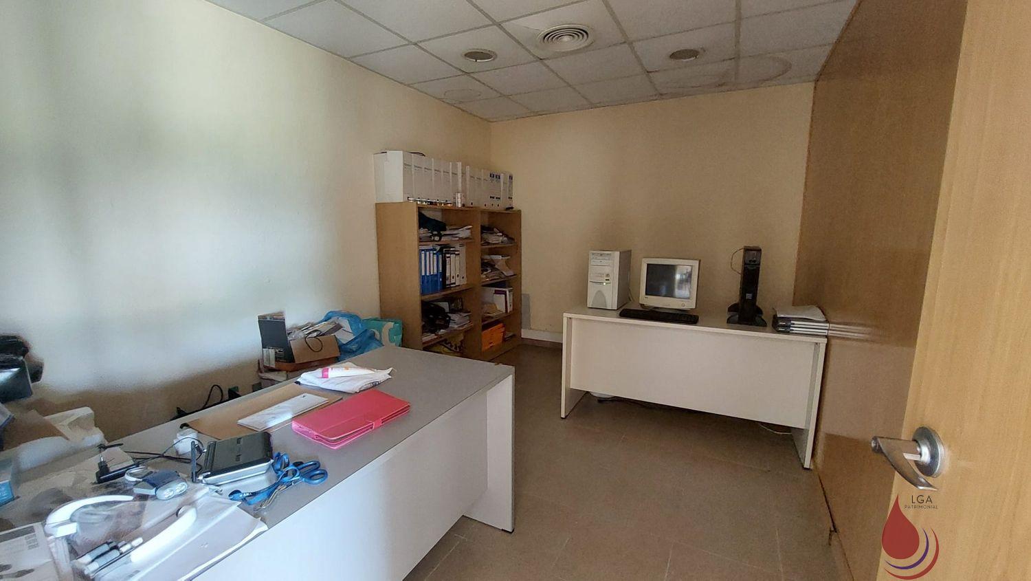 Venta de local en La Bisbal del Penedès