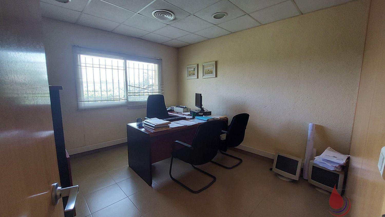 Venta de local en La Bisbal del Penedès