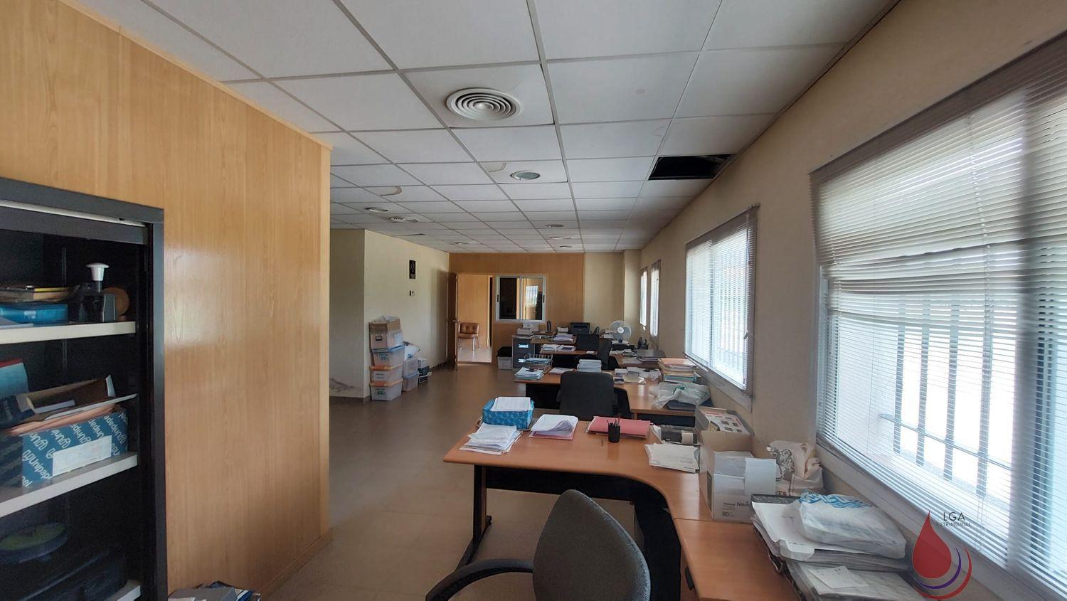 Venta de local en La Bisbal del Penedès