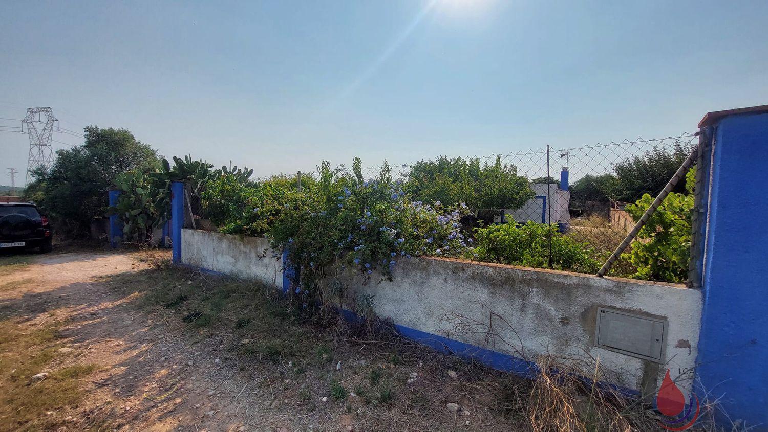Venta de finca rústica en Santa Oliva