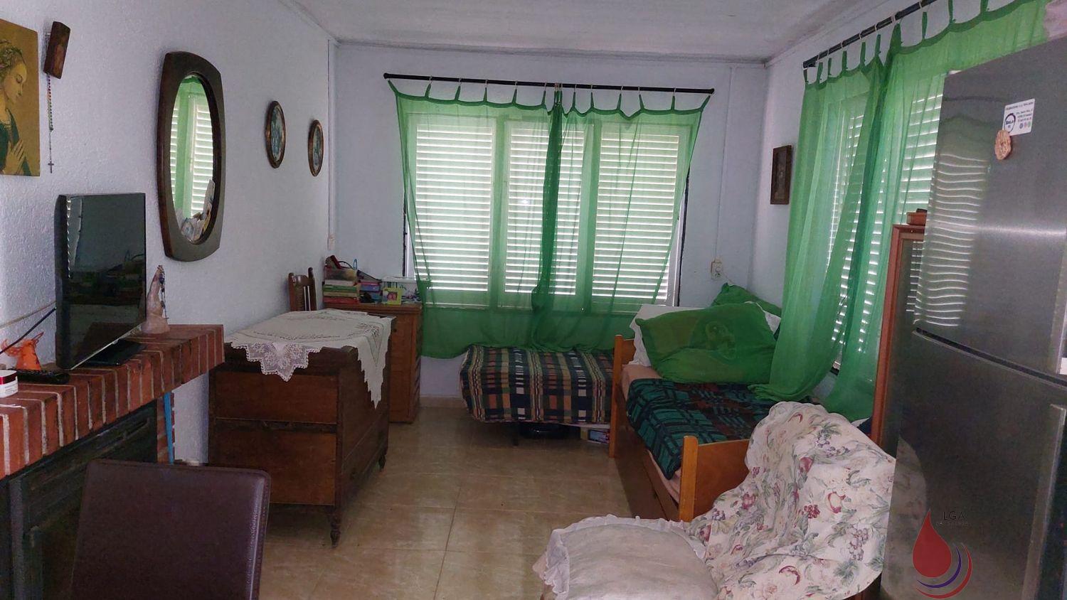 Venta de finca rústica en Santa Oliva