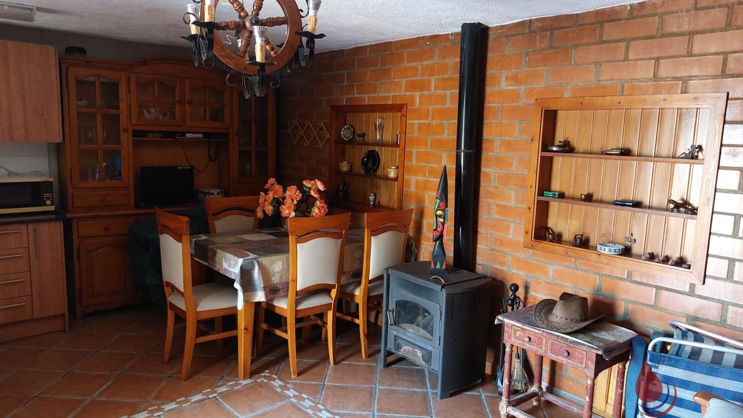 Venta de finca rústica en Santa Oliva