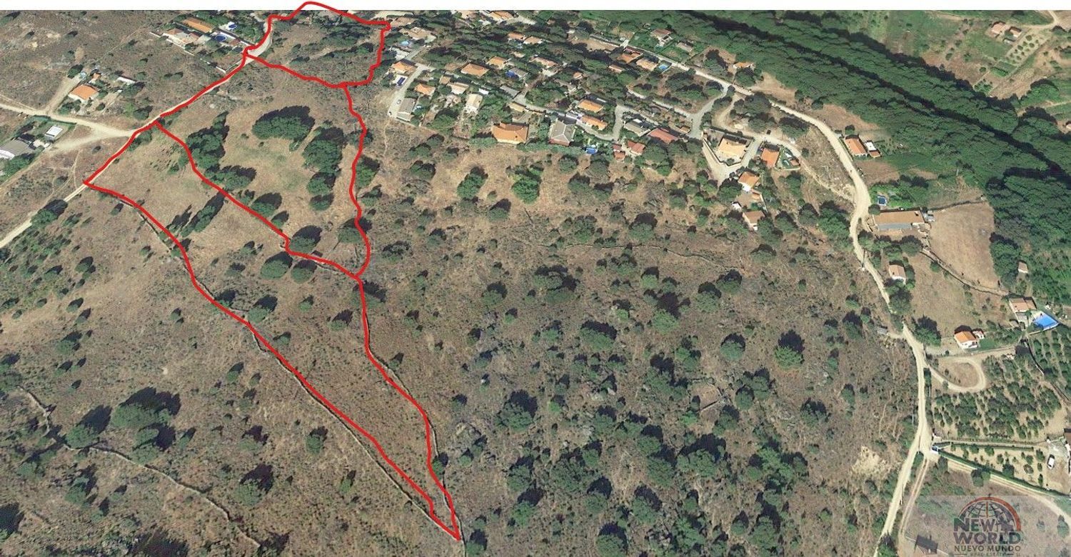 Venta de terreno en Burgohondo