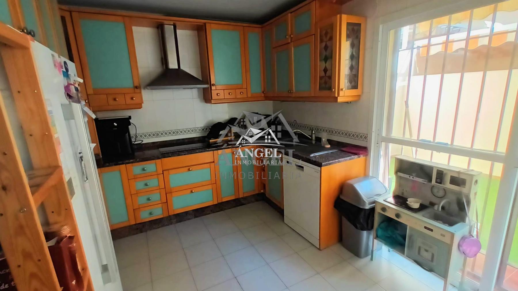 Venta de chalet en Rincón de la Victoria