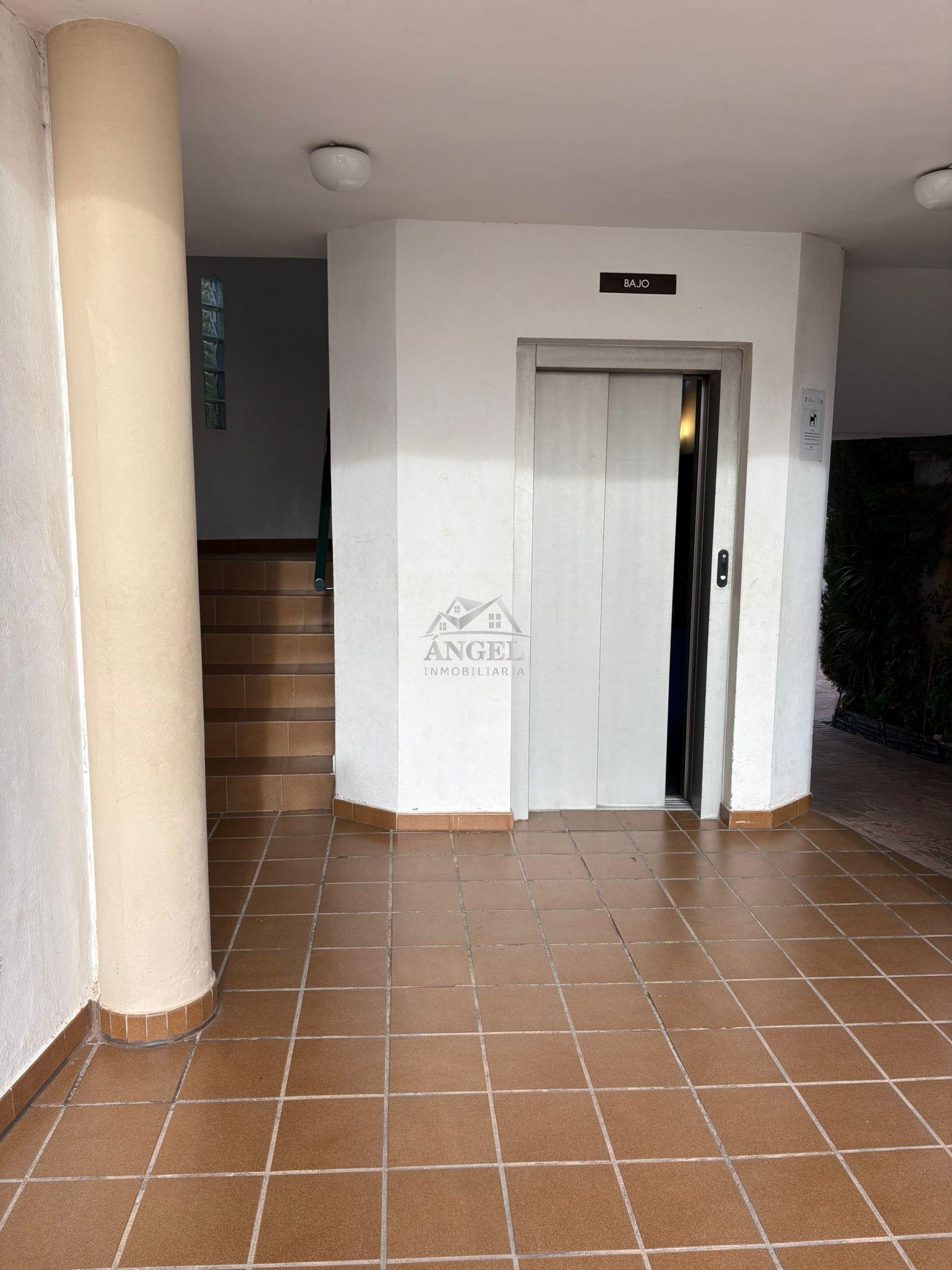Venta de piso en Rincón de la Victoria