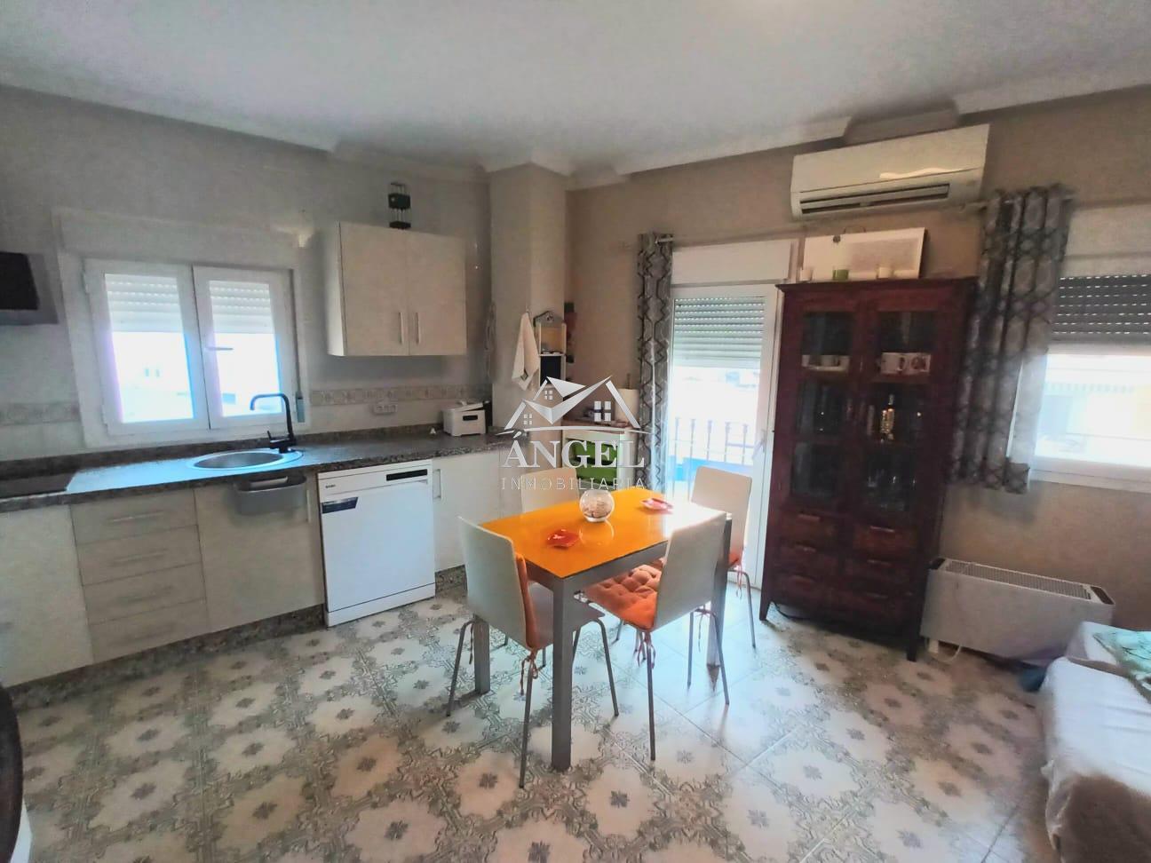 Venta de edificio en Rincón de la Victoria