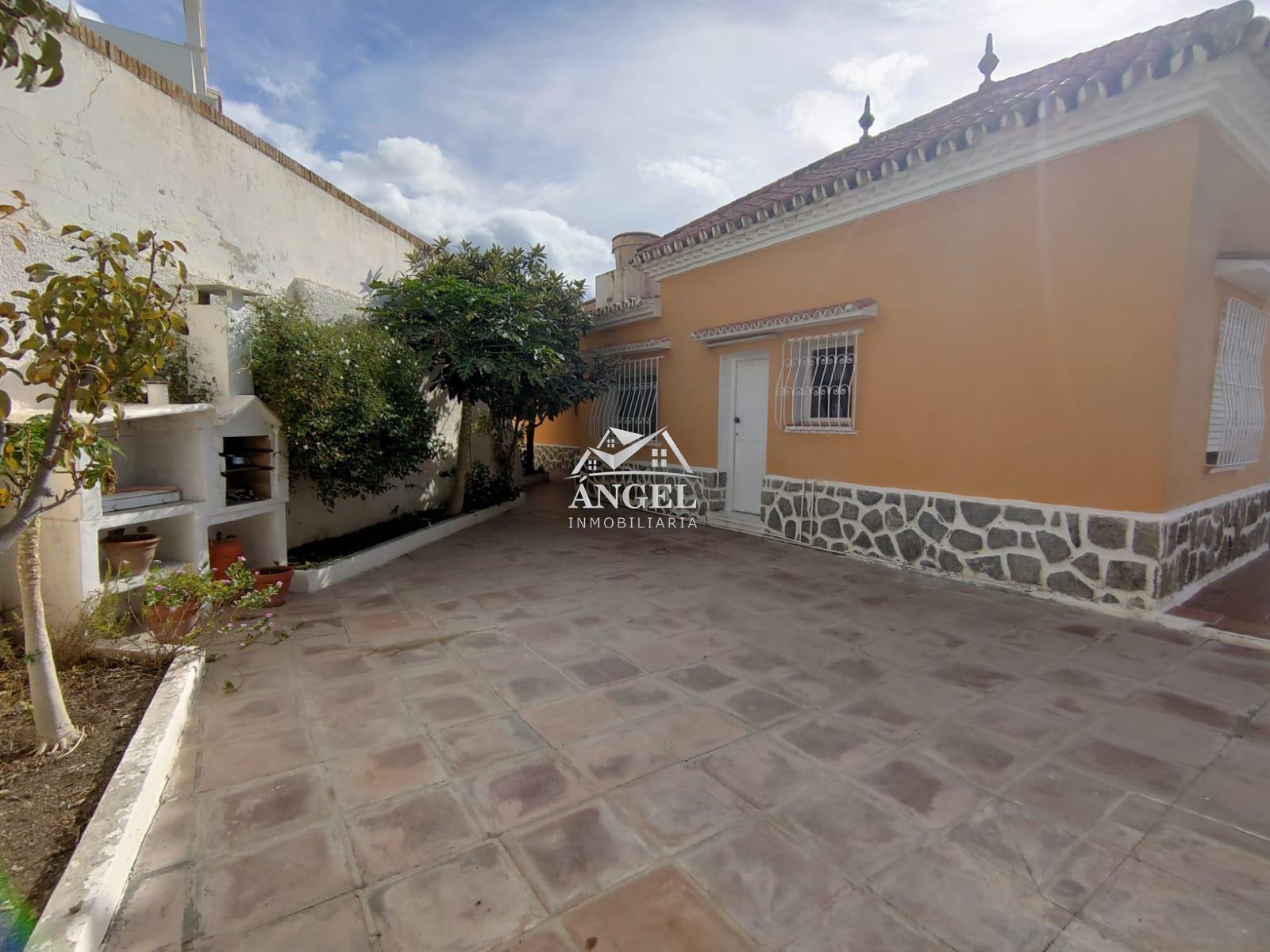 Venta de casa en Rincón de la Victoria