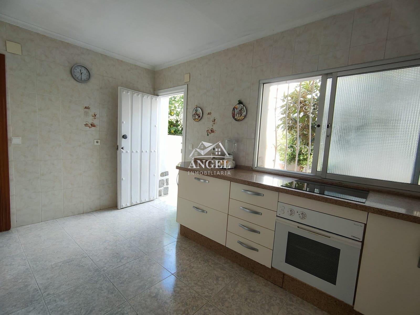 Venta de casa en Rincón de la Victoria