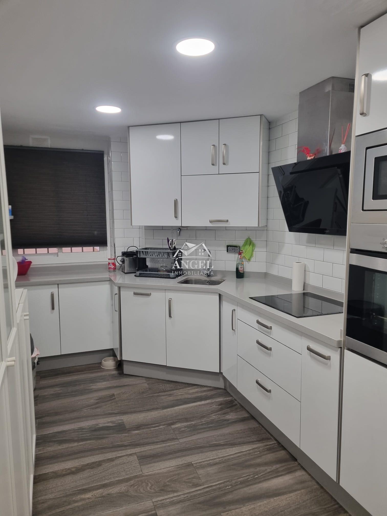 Venta de piso en Rincón de la Victoria