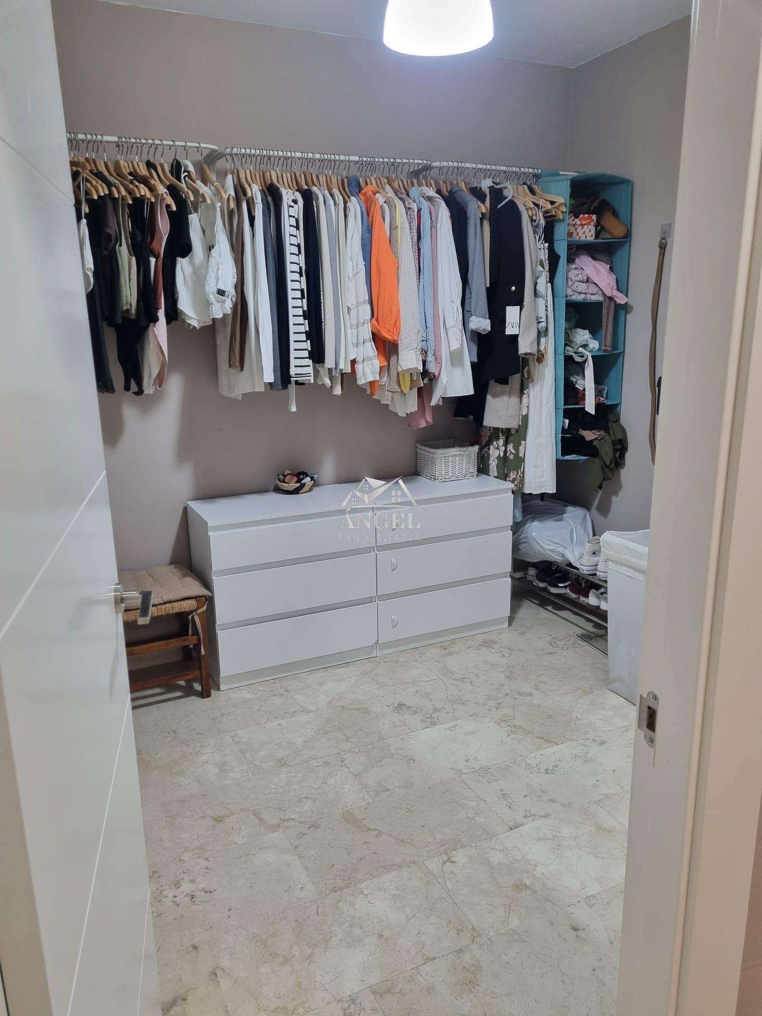 Venta de piso en Rincón de la Victoria