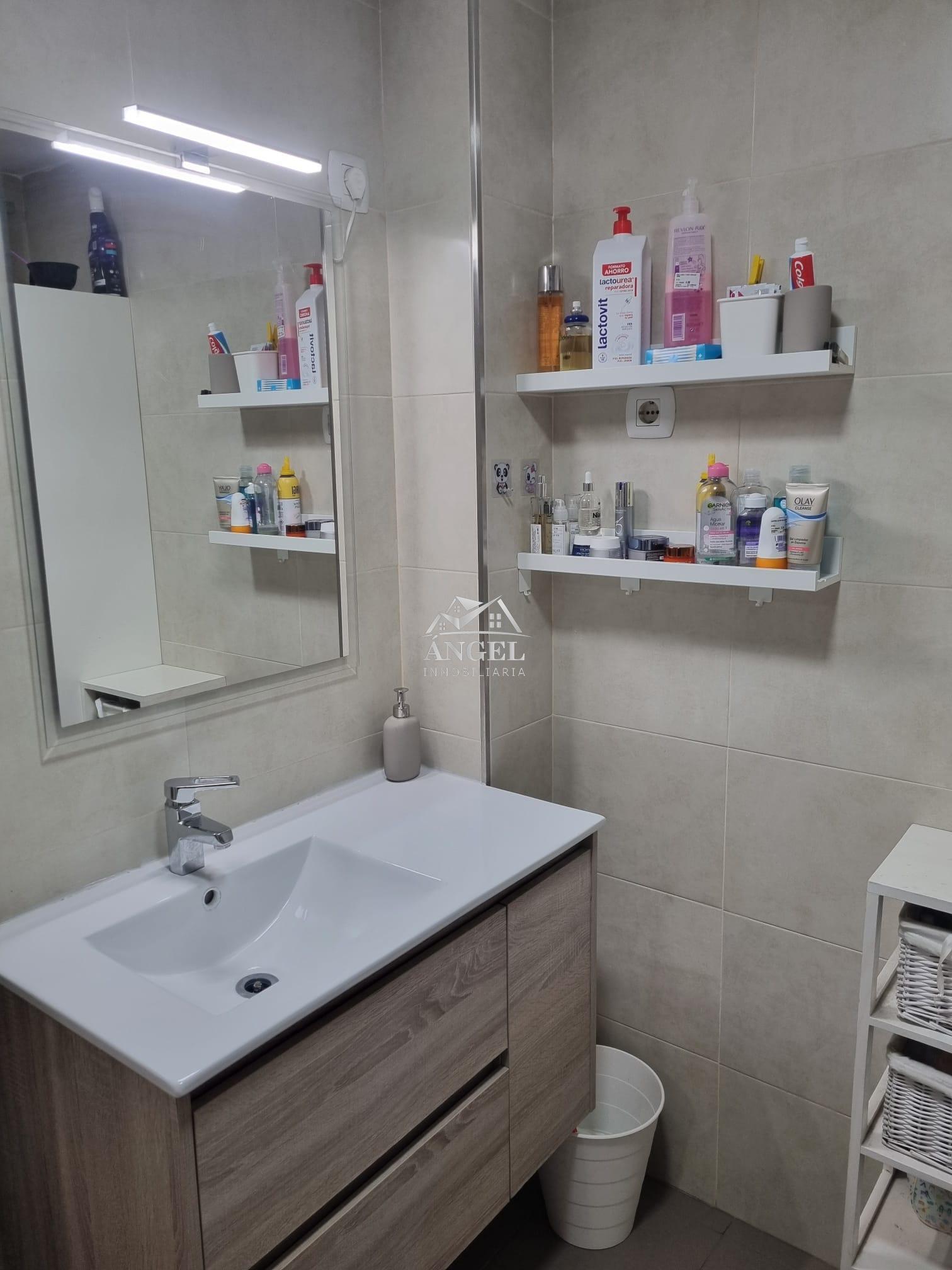 Venta de piso en Rincón de la Victoria