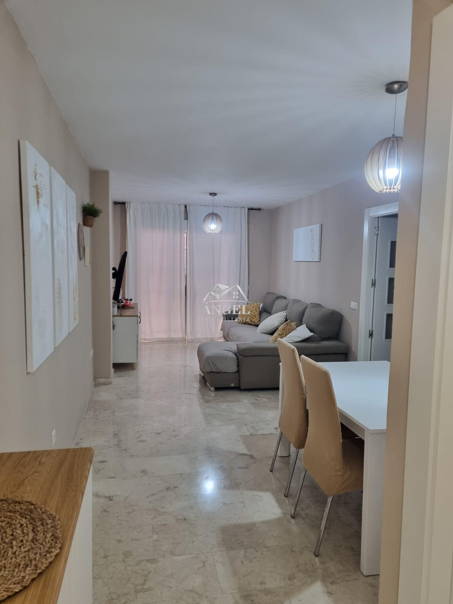 Venta de piso en Rincón de la Victoria