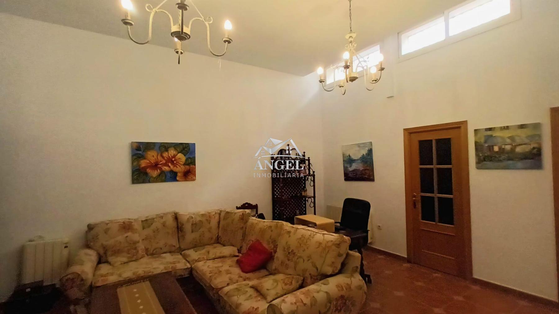 Venta de casa en Rincón de la Victoria