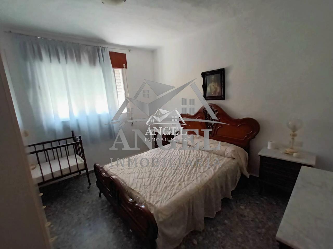 Venta de casa en Tolox