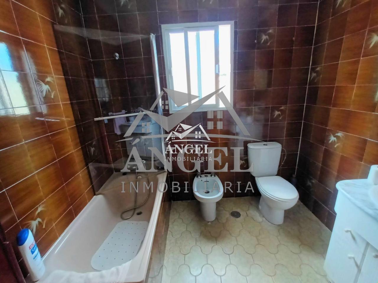 Venta de casa en Tolox