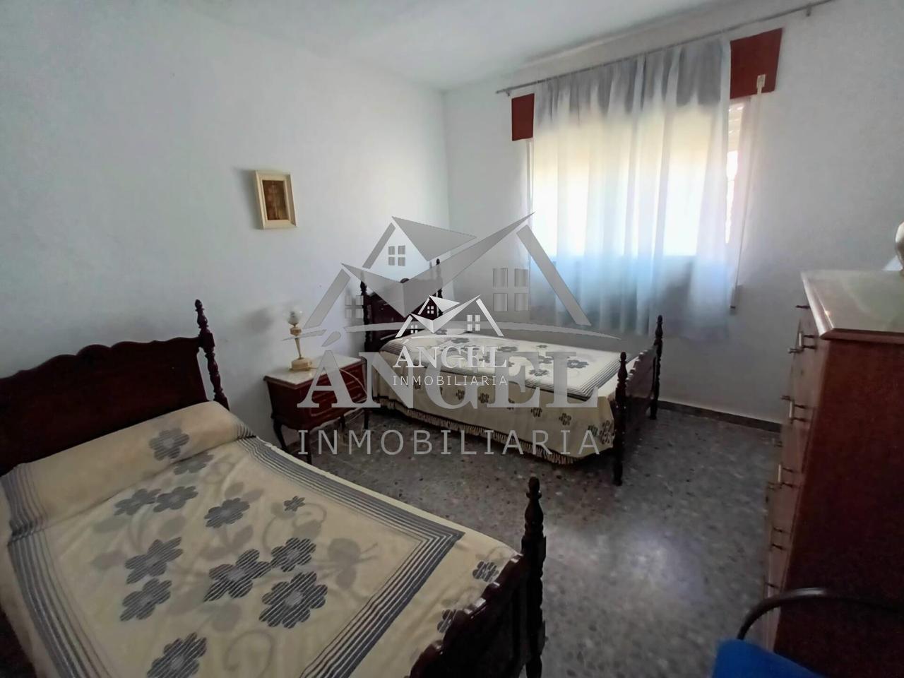 Venta de casa en Tolox