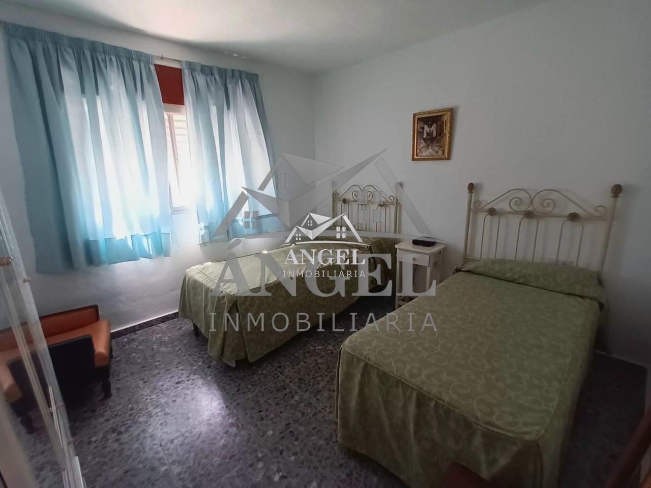 Venta de casa en Tolox