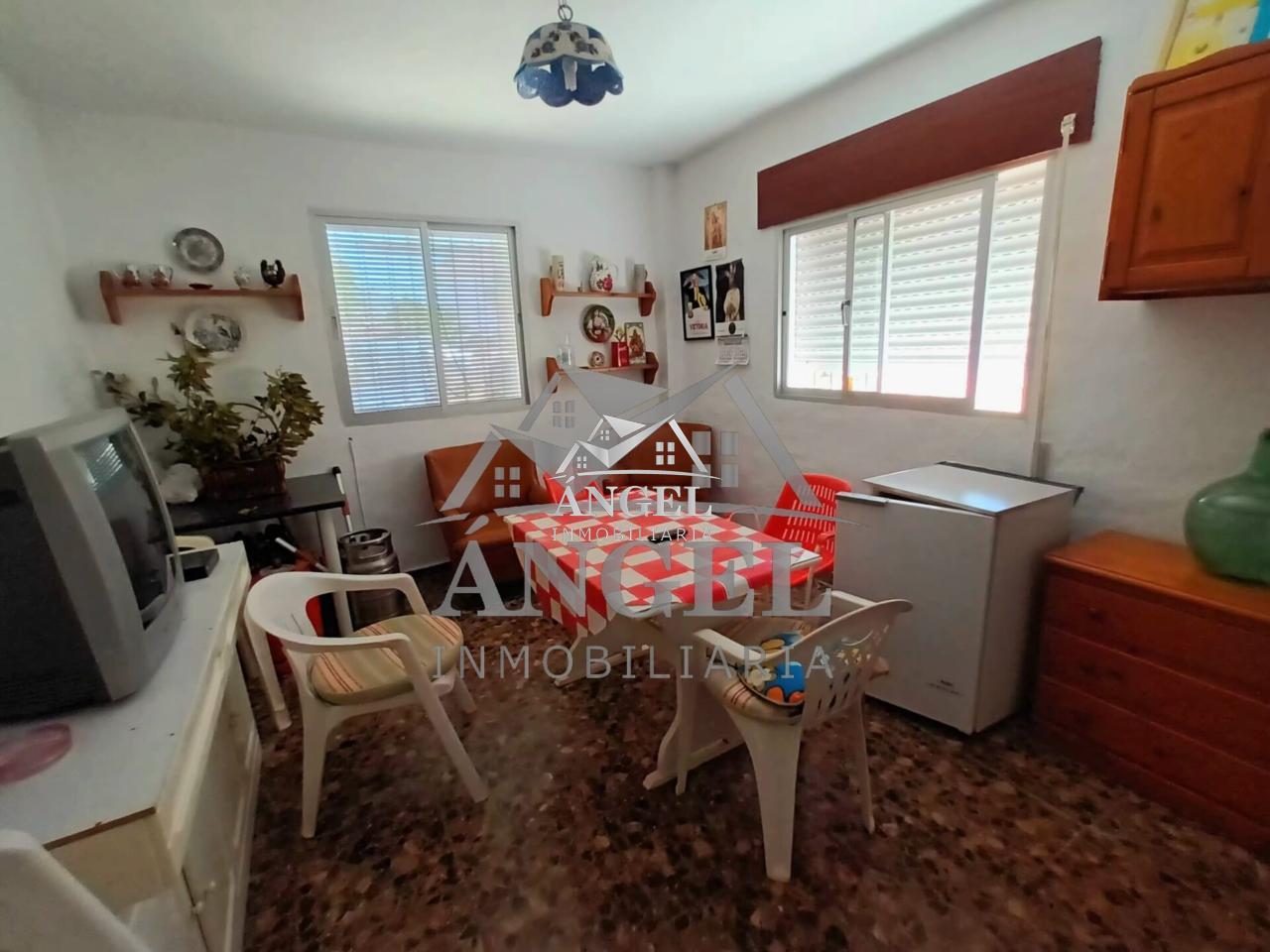 Venta de casa en Tolox