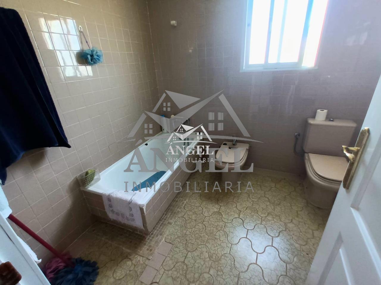 Venta de casa en Tolox