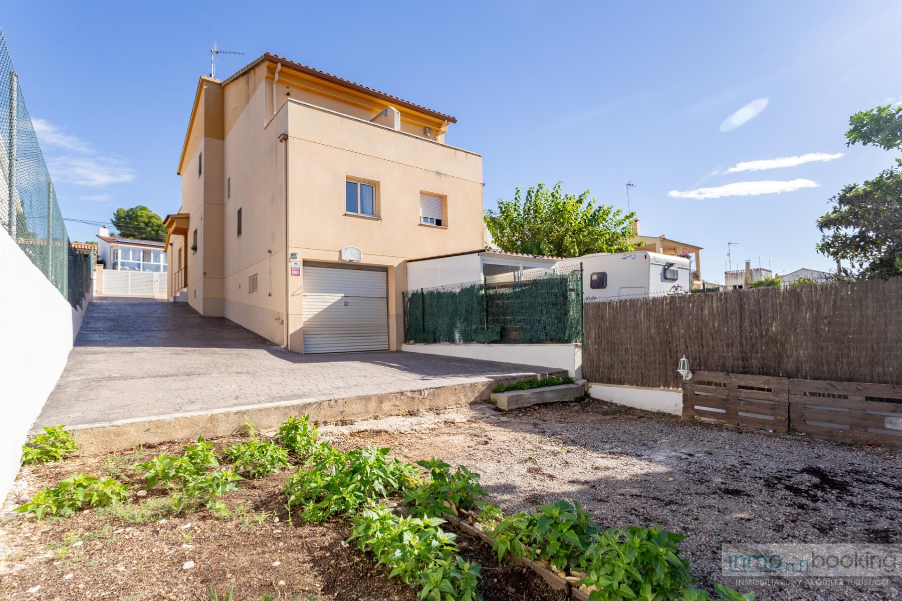 Venta de casa en La Pobla de Montornès