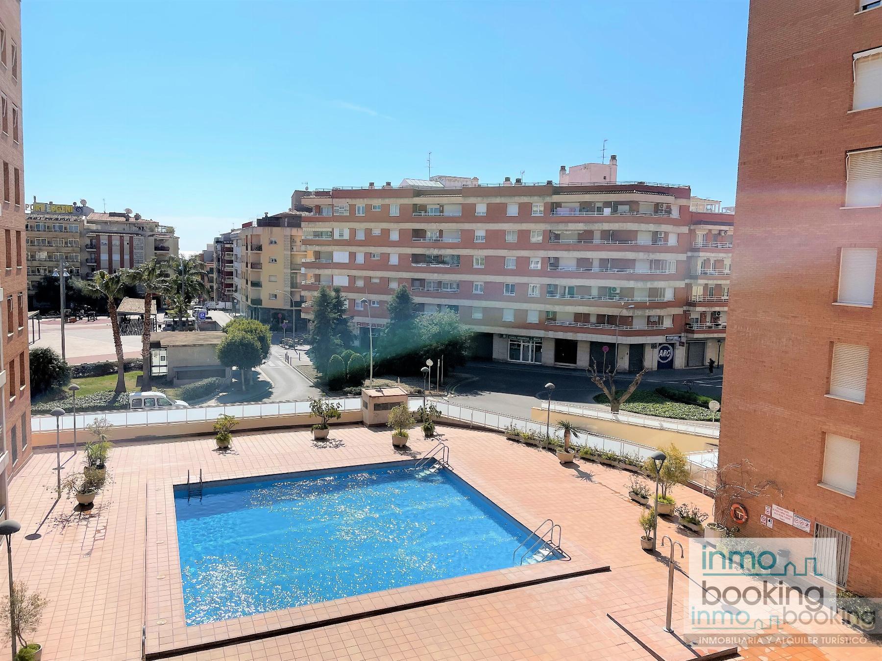 For rent of apartment in Cambrils