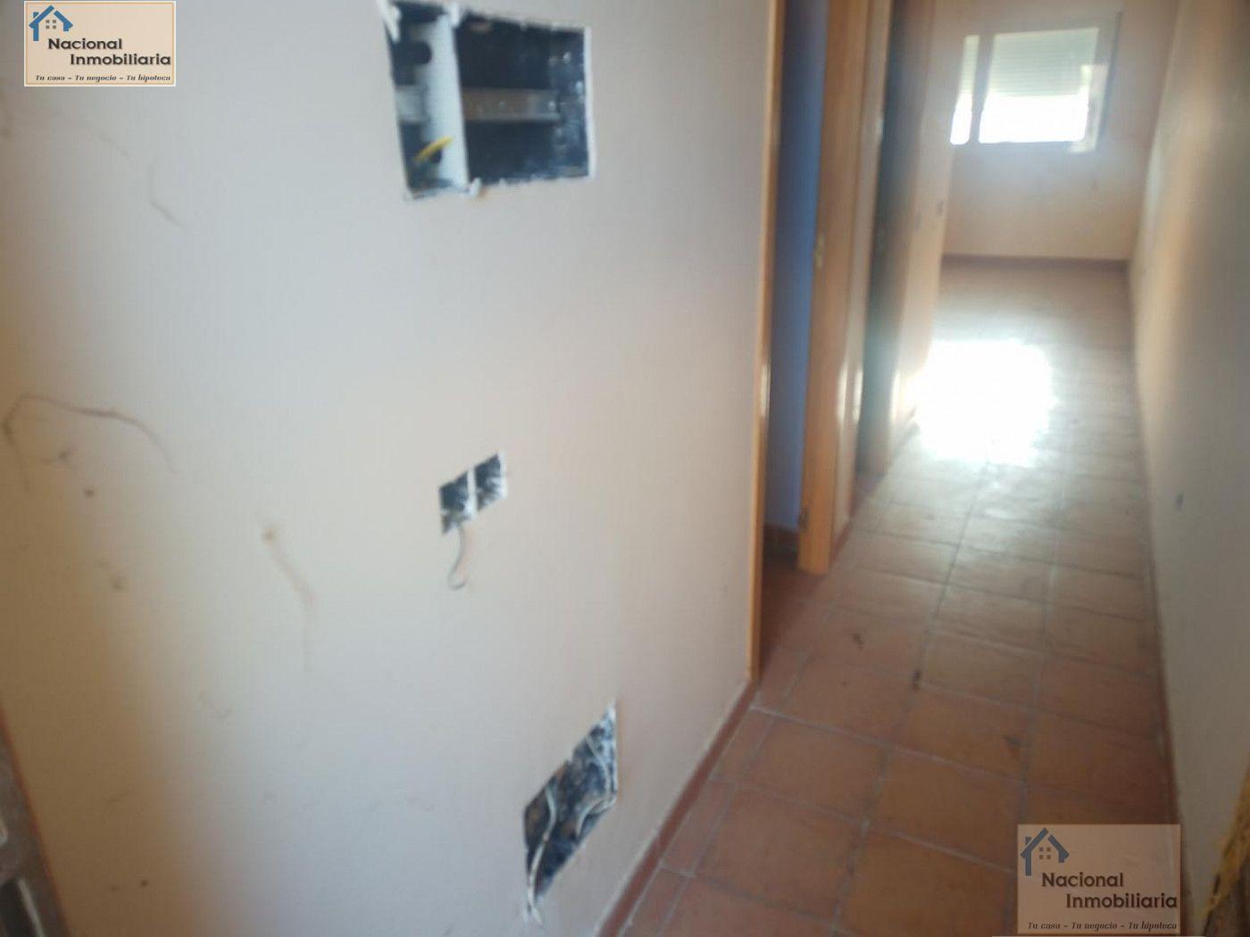 For sale of house in Torreiglesias