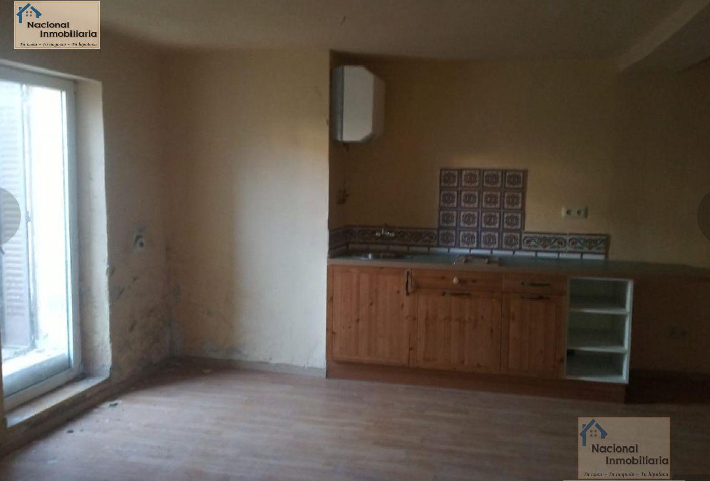 For sale of flat in Riaza