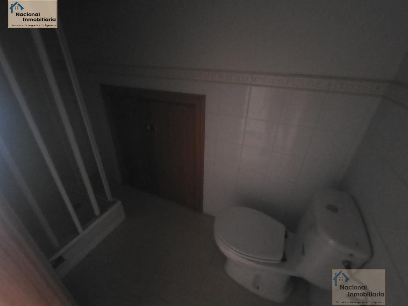 For sale of house in Velayos