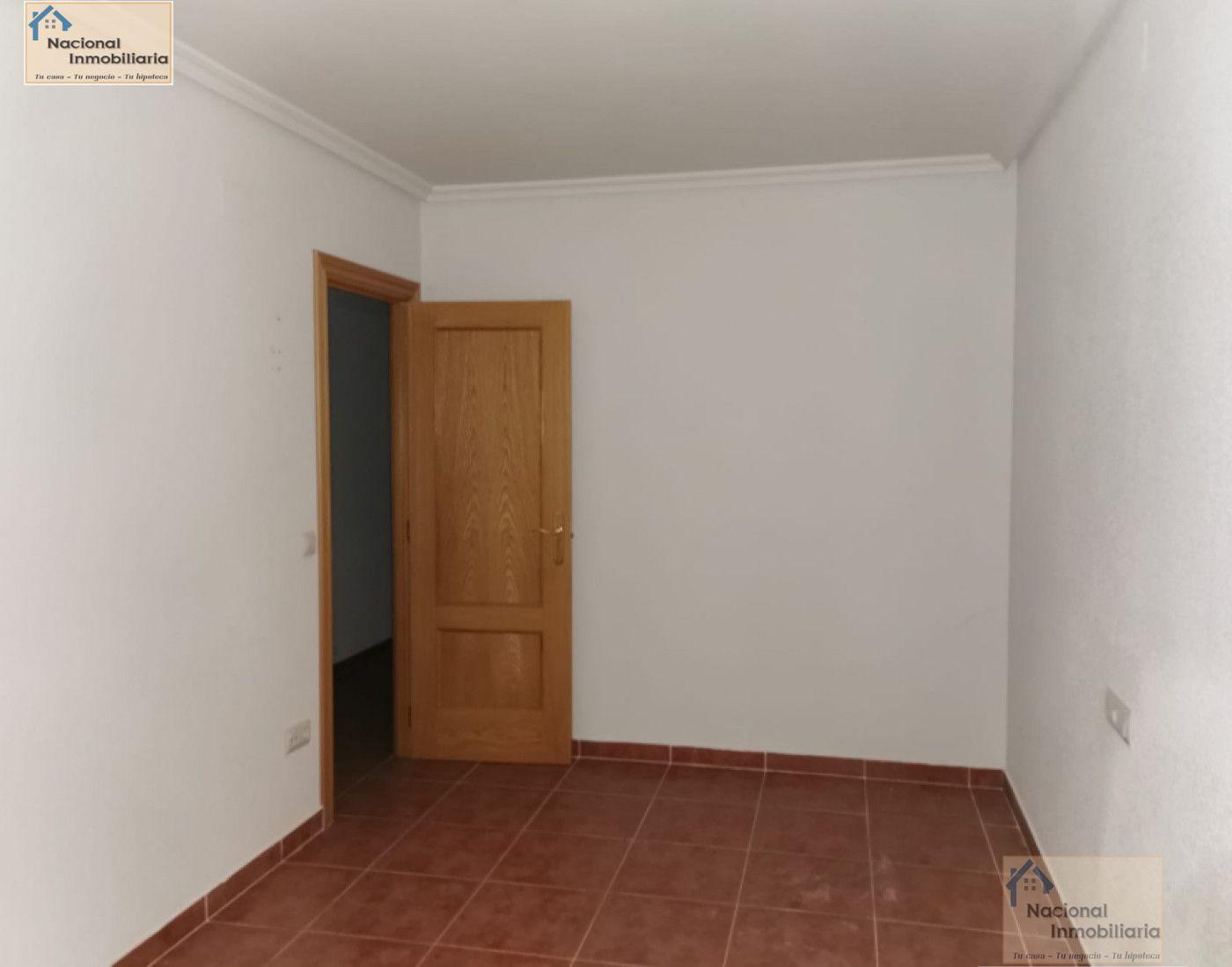For sale of house in Velayos