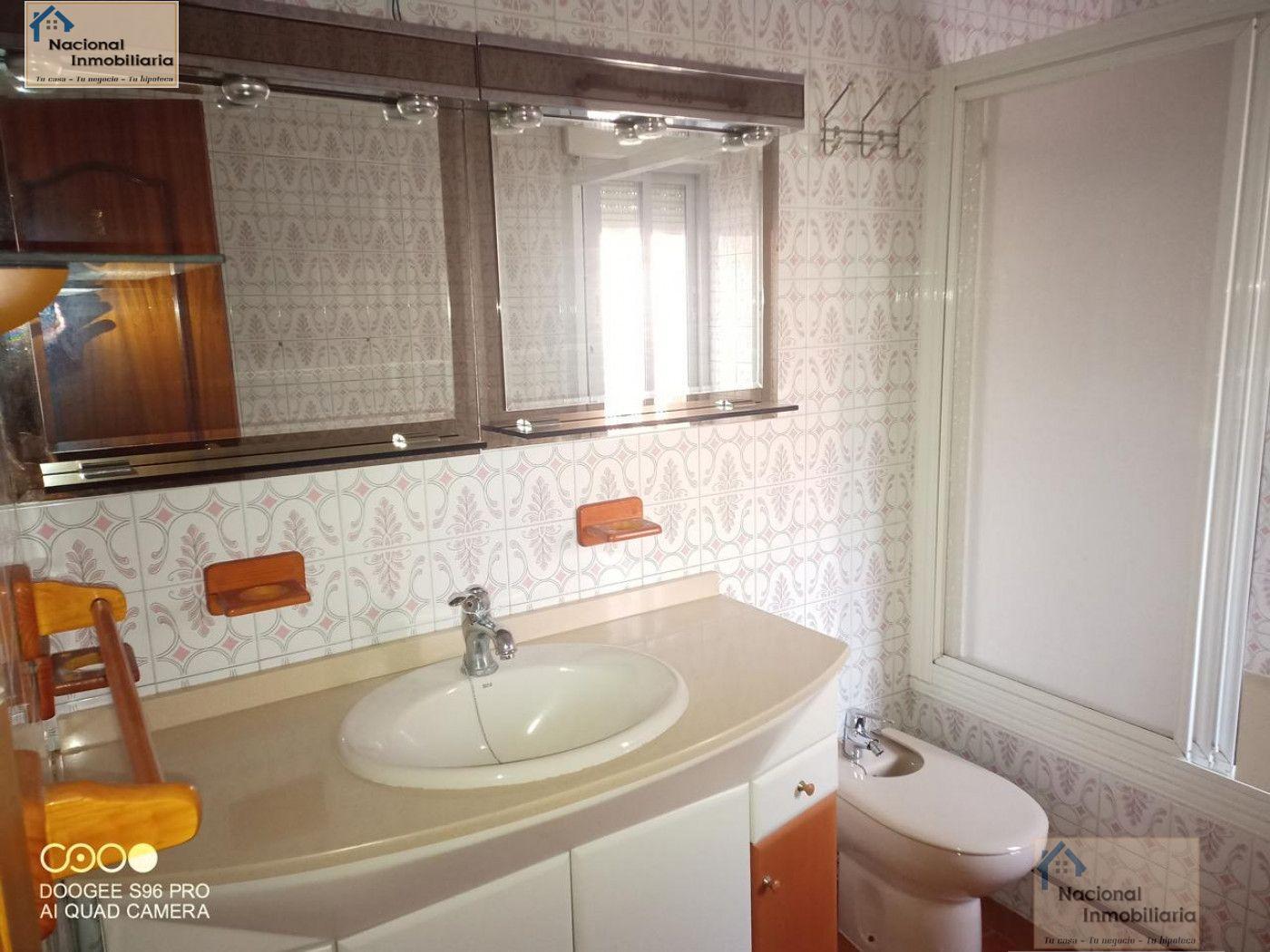 For sale of chalet in Maello