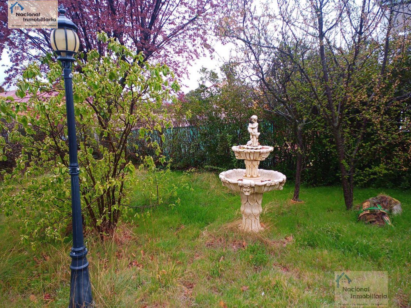 For sale of chalet in Maello