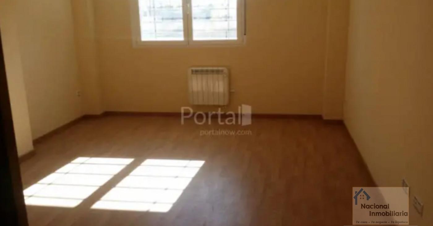 For sale of flat in Avila