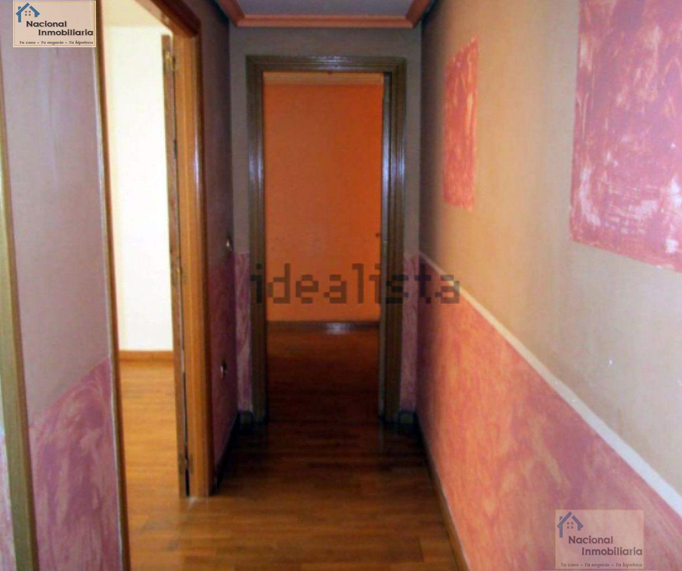 For sale of flat in Valladolid