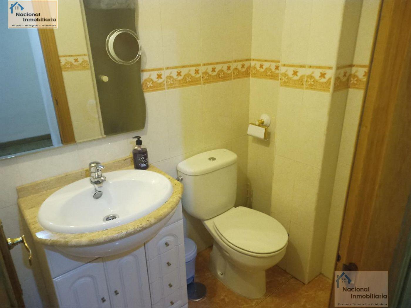 For sale of flat in Segovia