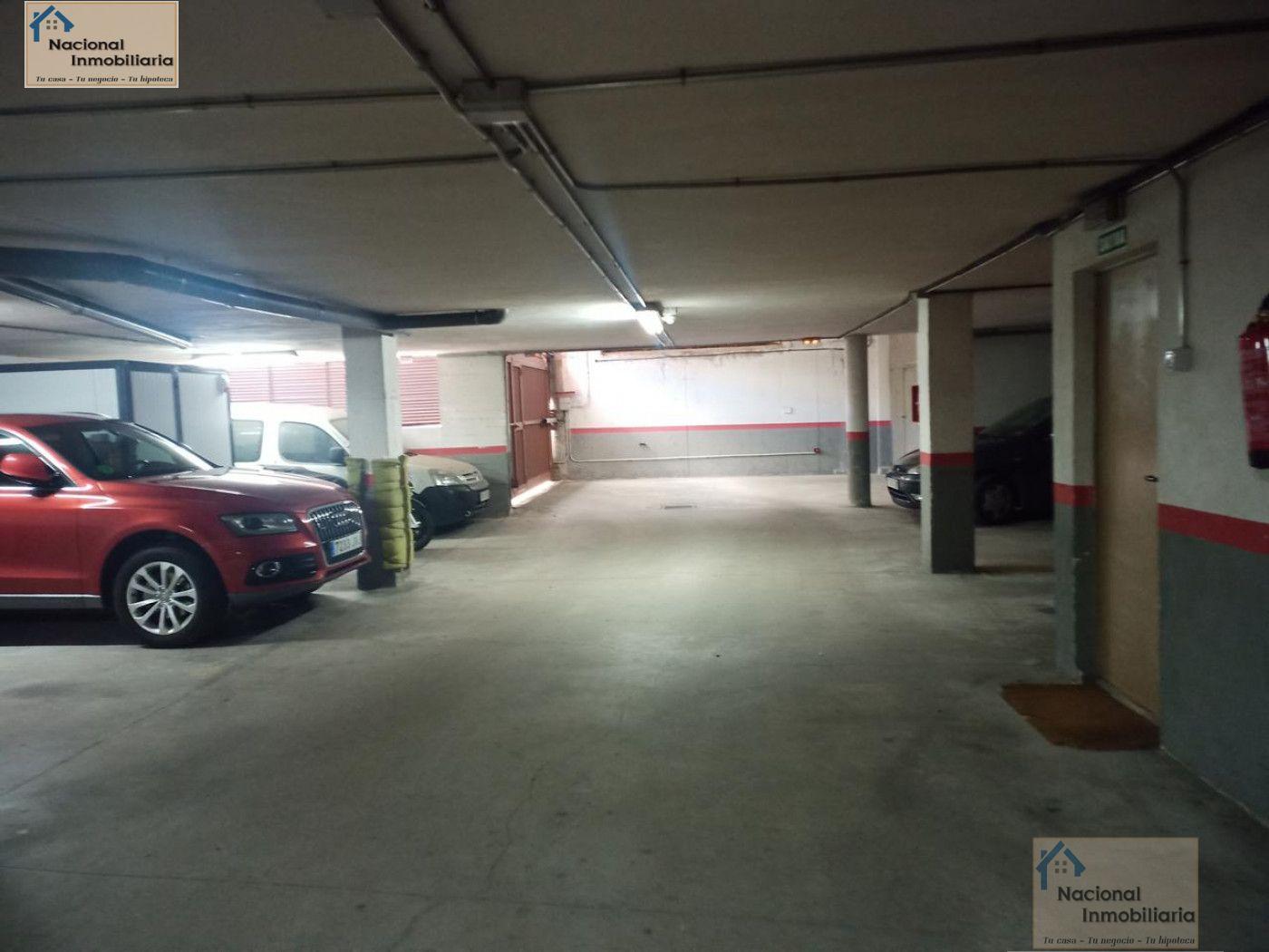 For sale of flat in Segovia