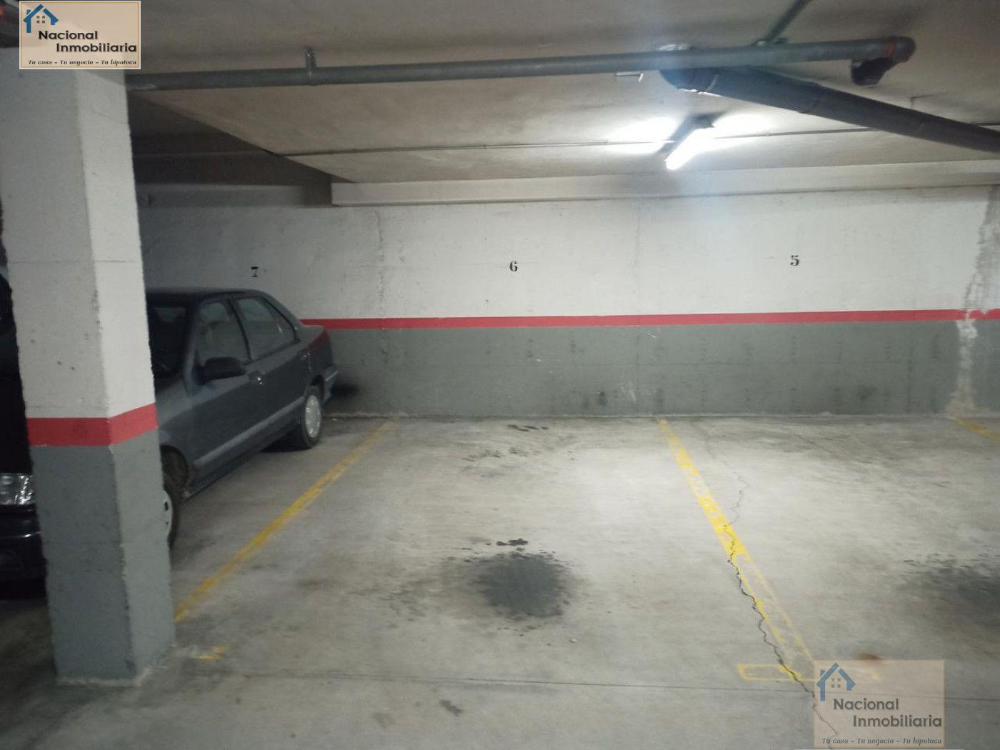 For sale of flat in Segovia