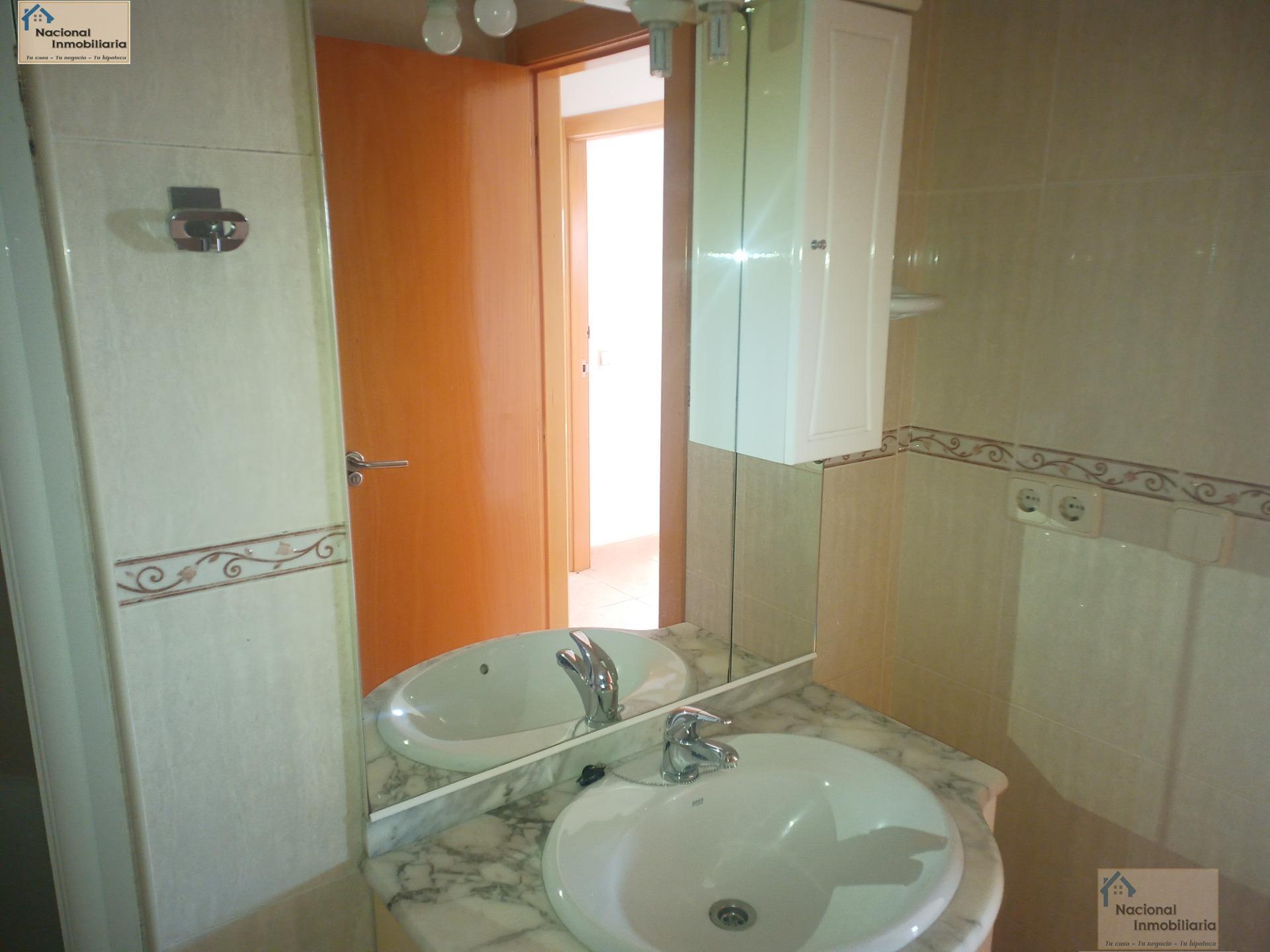 For sale of flat in Cantalejo