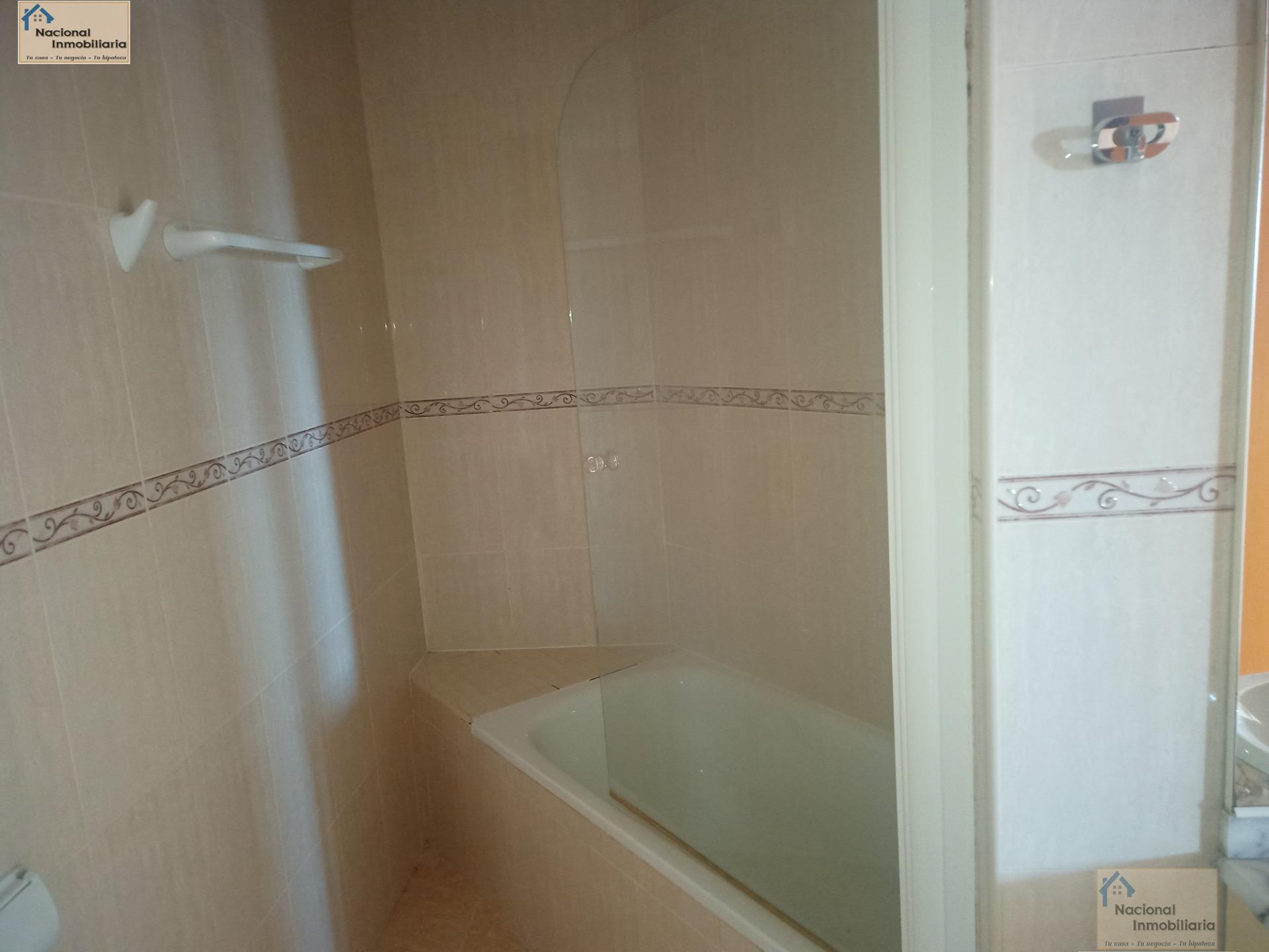 For sale of flat in Cantalejo