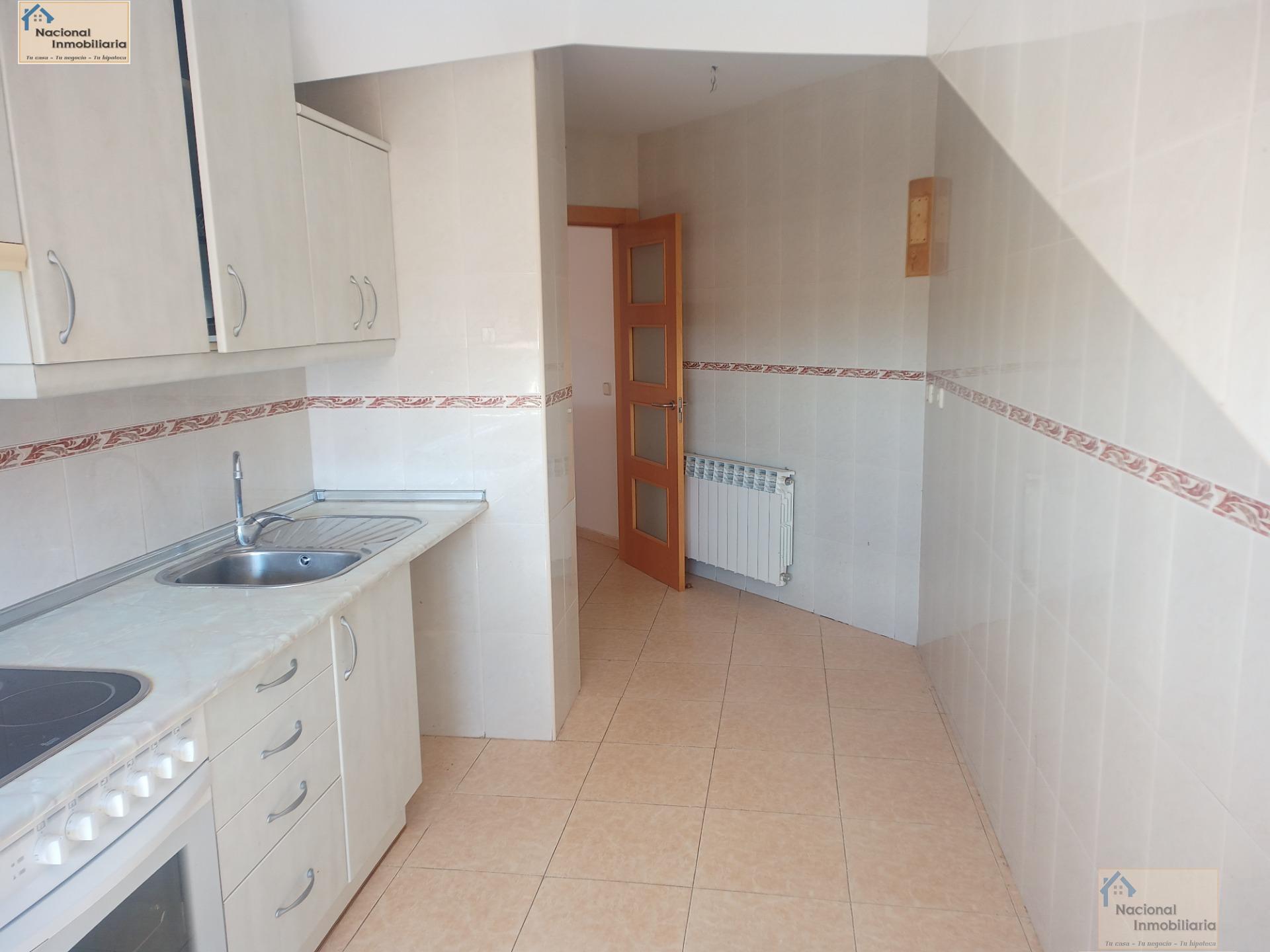 For sale of flat in Cantalejo