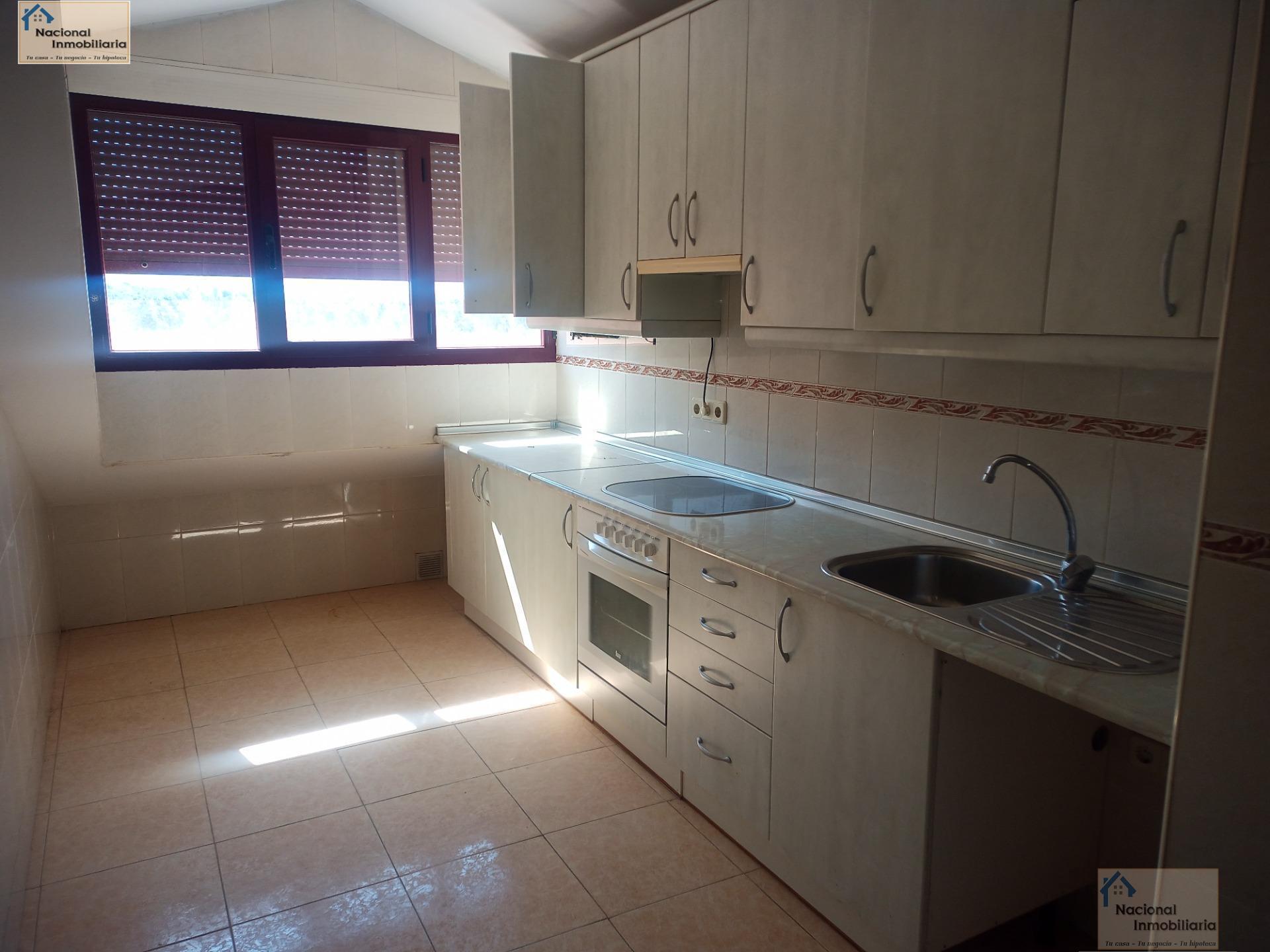 For sale of flat in Cantalejo