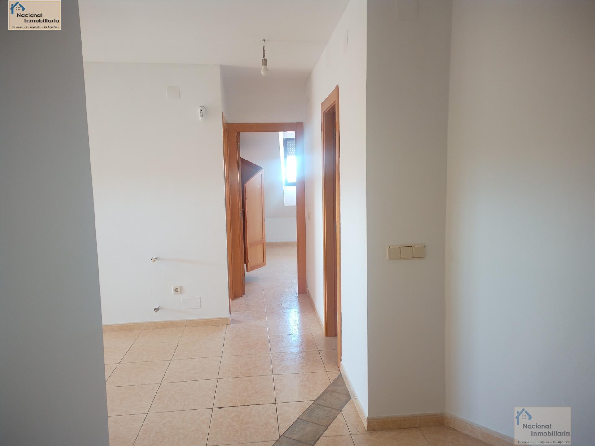 For sale of flat in Cantalejo
