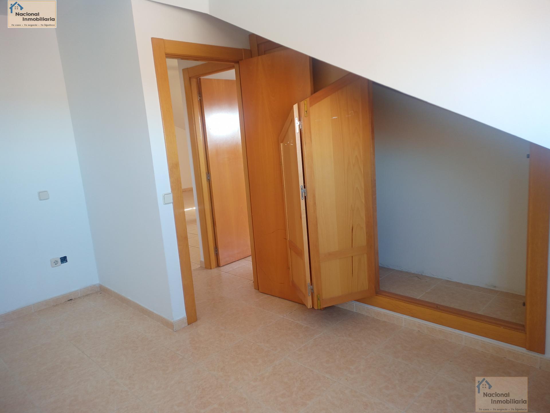 For sale of flat in Cantalejo